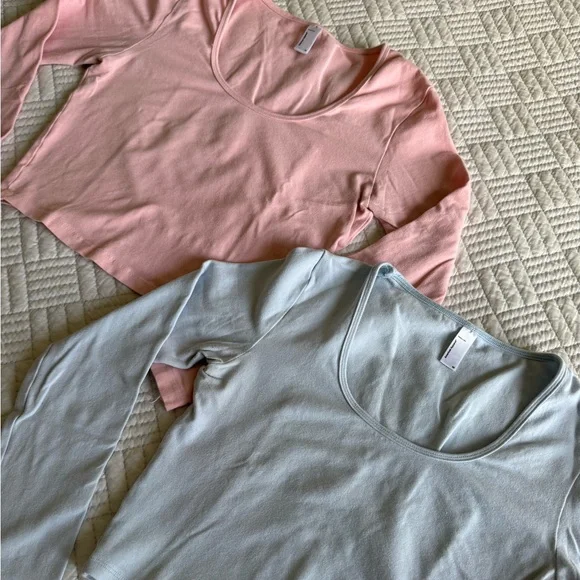 RARE Bundle of 2 American Apparel Pink & Blue Long Sleeve Crop Tops - Picture 2 of 4